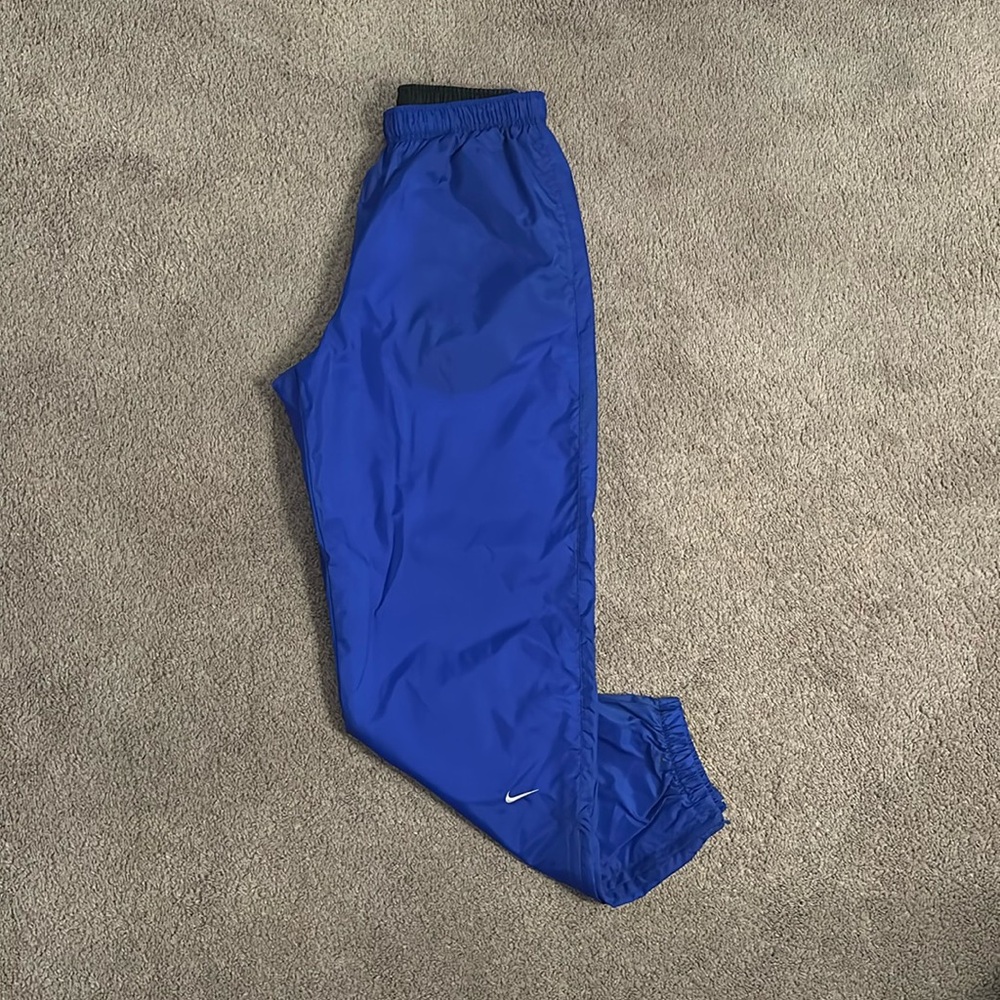 •Vintage Nike sweats